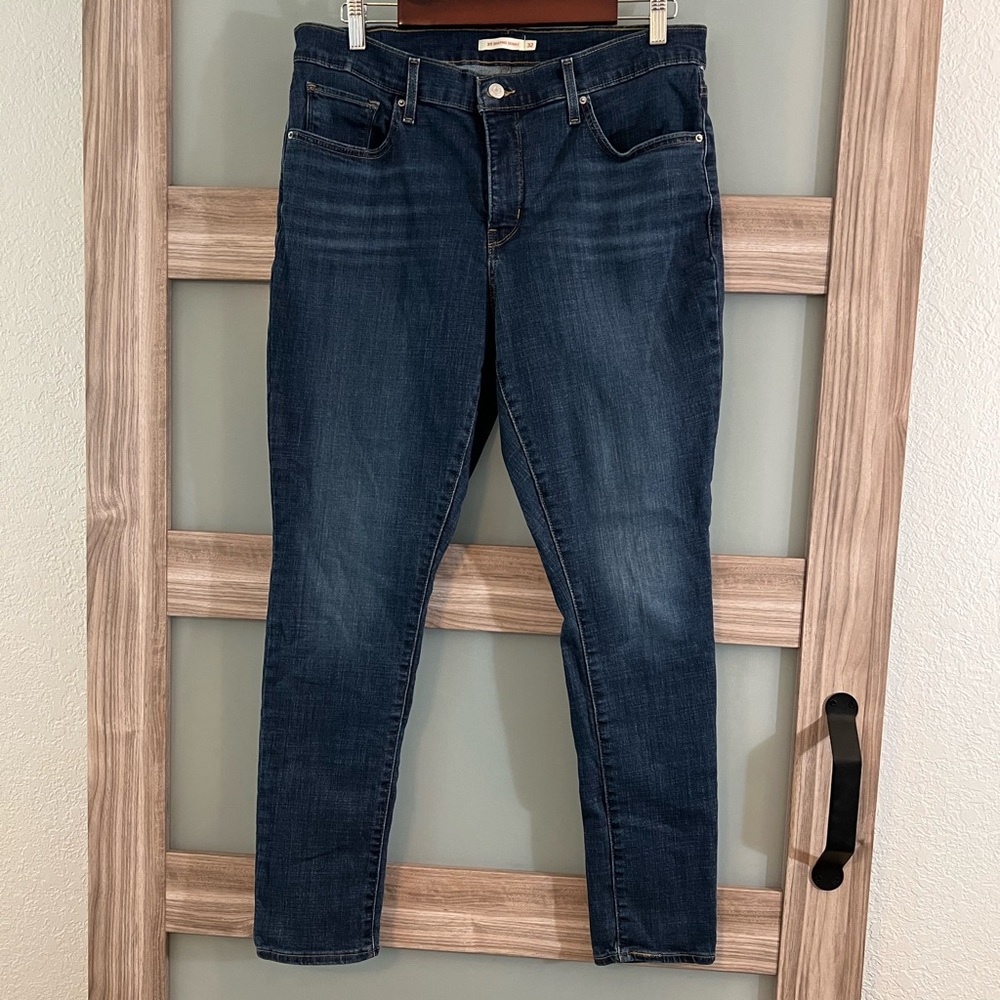 Levi’s | 311 Shaping Skinny Women’s Jeans | Size 32